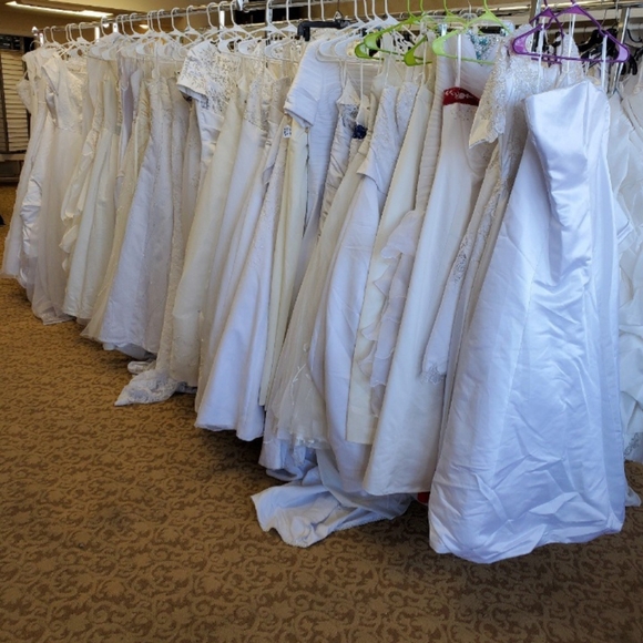 various Dresses & Skirts - Attention brides to be: Advertisement Only